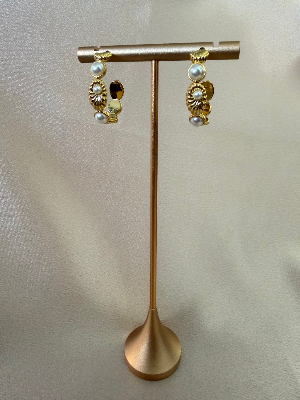 The Pearl Hoops