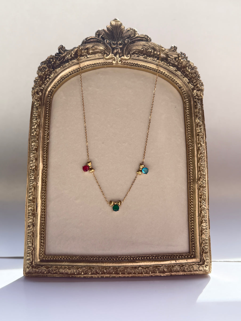 The Crystal Clover Pendant