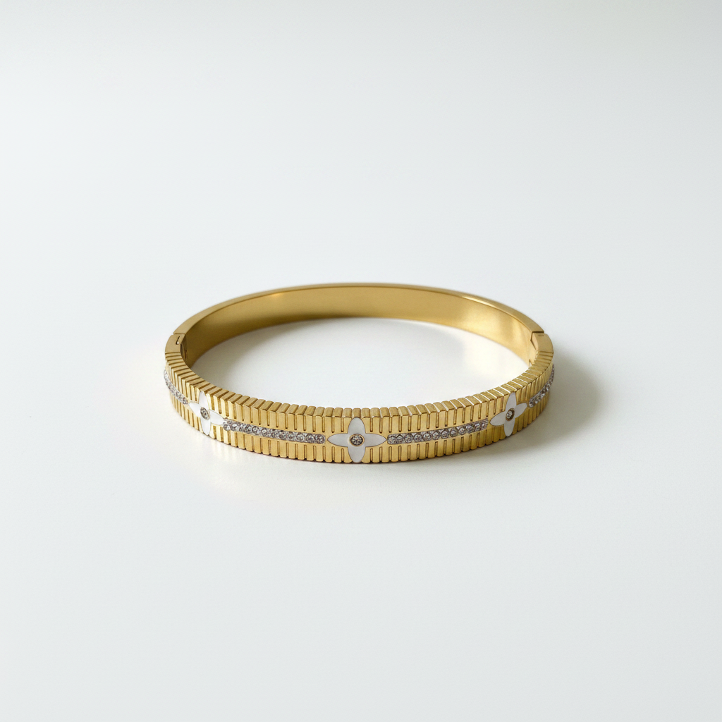 Clover Crystal Bracelet